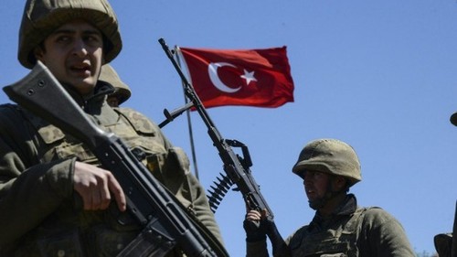 Turki membasni 32 pembangkang IS di Irak - ảnh 1
