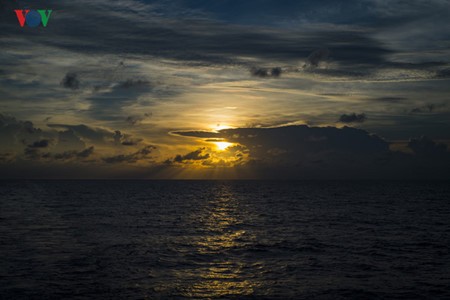 Laut Truong Sa yang romantis - ảnh 3