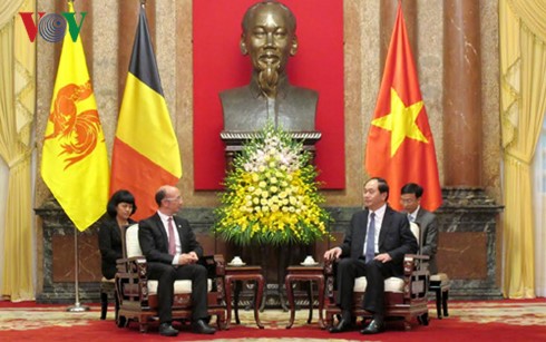 Presiden Tran Dai Quang menerima Menteri, Gubernur Daerah Wallonie - ảnh 1