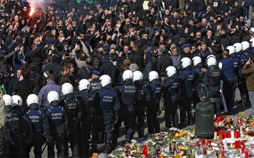 Demonstrasi di Belgia terjadi untuk menentang kebijakan “mengetatkan ikat pinggang” - ảnh 1