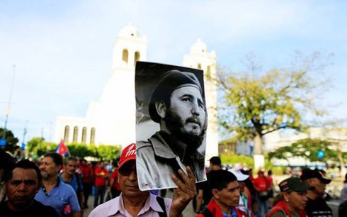 Banyak negara Amerika Latin mengenangkan Almarhum pemimpin Kuba, Fidel Castro Ruz - ảnh 1
