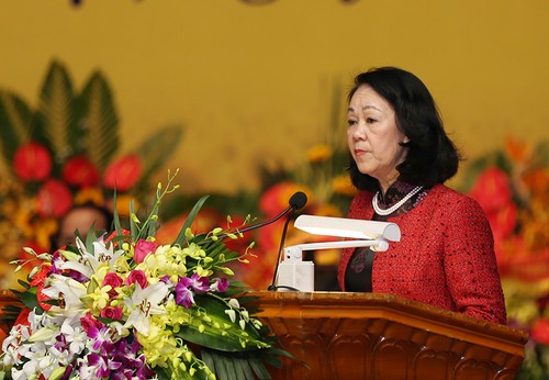 Kepala Departemen Penggerak Massa Rakyat KS PKV mengucapkan selamat Hari Raya Tet kepada Pengurus Besar Asosiasi Kaum Lansia Vietnam - ảnh 1