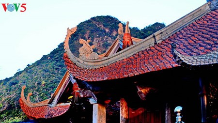 Yen Tu - Fajar di tempat Buddha - ảnh 14