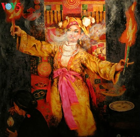 Lukisan tentang keyakinan memuja Tri Dewi Ibunda Vietnam ciptaan pelukis Tran Tuan Long - ảnh 11