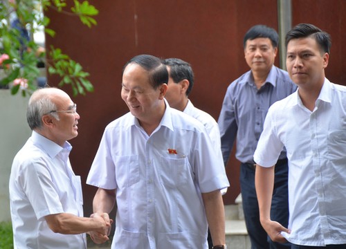 Presiden Vietnam, Tran Dai Quang melakukan kontak dengan para pemilih Kota Ho Chi Minh - ảnh 1