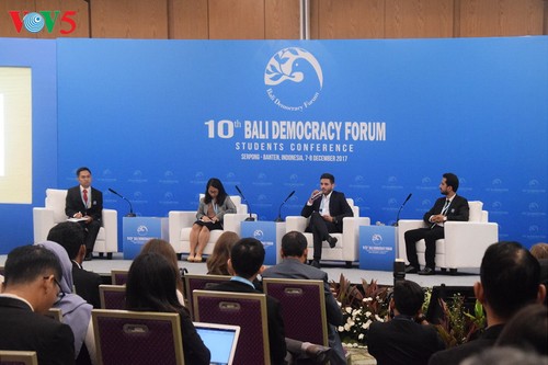 Panorama Forum Demokrasi Bali yang ke-10 di Banten, Indonesia - ảnh 14
