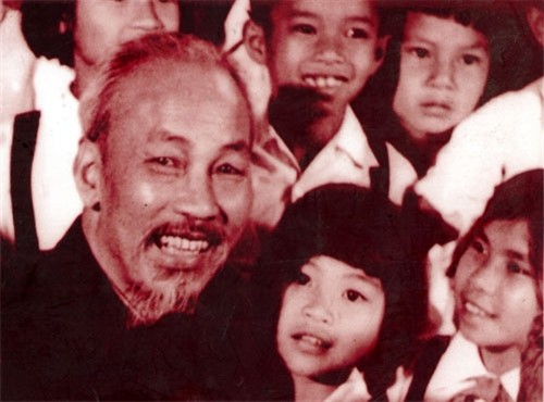 Salah satu di antara kisah-kisah tentang Presiden Ho Chi Minh  - ảnh 2