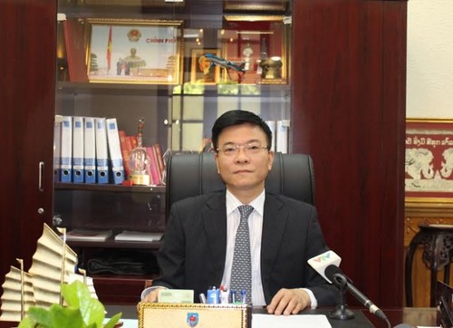 Menteri Hukum Vietnam, Le Thanh Long melakukan pertemuan dengan Menteri Hukum Federasi Rusia Konovalov Alexandr Vladimirovich - ảnh 1