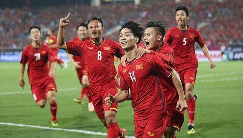 Vietnam adalah timnas satu-satunya di Asia Tenggara yang bisa lolos masuk babak seperempat  final ASIAN Cup 2019 - ảnh 1