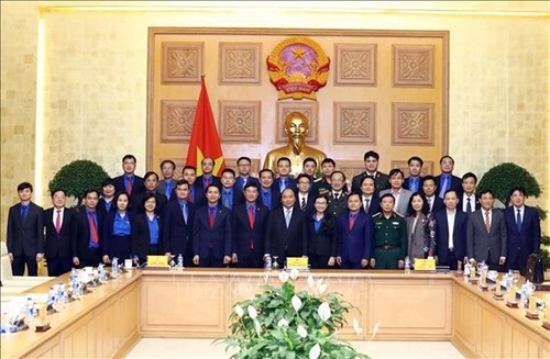 PM Nguyen Xuan Phuc : Harus membina pemuda teladan pada zaman baru - ảnh 1