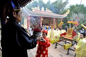 Muong ethnic people honor Mother of Saint Tan Vien - ảnh 1