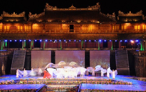 Hue Festival's impressive opening ceremony - ảnh 13
