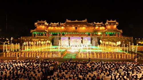 Hue Festival's impressive opening ceremony - ảnh 14