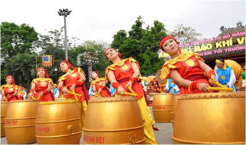 Hue festival's percussion performance  - ảnh 6