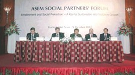Hanoi forum tackles ASEM employment issues  - ảnh 1