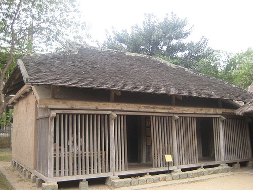 Housing of the Cham people - ảnh 2