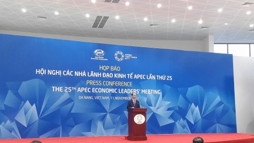 25th APEC Economic Leaders' Meeting approves Da Nang declaration  - ảnh 1