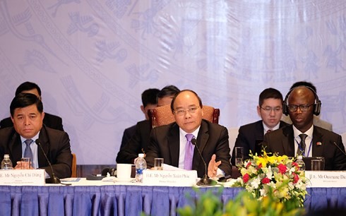 Prime Minister: Vietnam increases productivity to overcome middle-income trap - ảnh 1