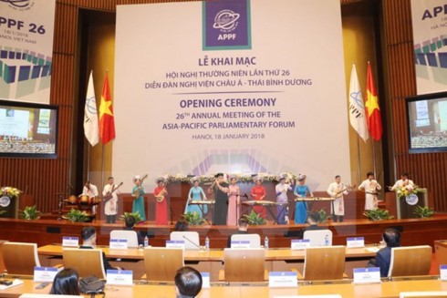Parliament role promoted in Asia-Pacific Economic Cooperation Forum - ảnh 1