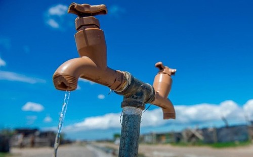 South Africa calls on tourists not to cancel trips due to water challenges  - ảnh 1