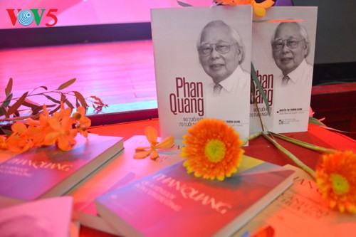 Veteran journalist Phan Quang, subject of new book - ảnh 1