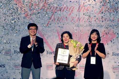 Mai Kieu Lien receives Forbes Vietnam Lifetime Achievement Award - ảnh 1