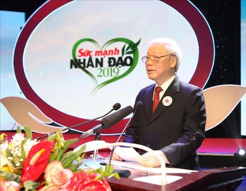 Party, State leader named Vietnam Red Cross Society's honorary President  - ảnh 1