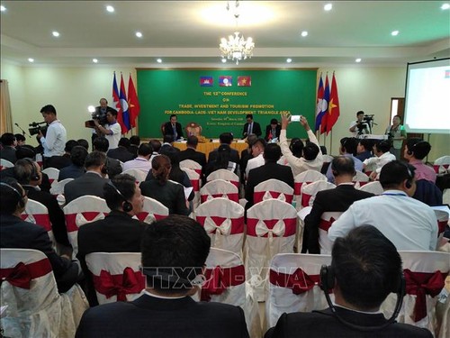 Vietnam, Laos, Cambodia discuss removing border trade barriers  - ảnh 1