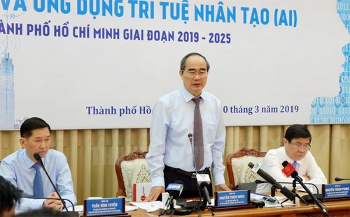 Workshop discusses AI research, application in Ho Chi Minh City  - ảnh 1