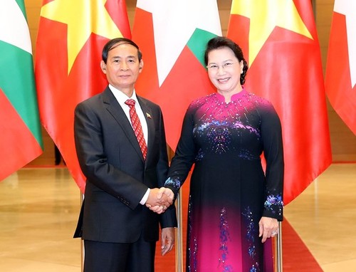 Top legislator meets with Myanmar President - ảnh 1