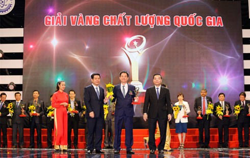 75 businesses receive National Quality Awards - ảnh 1