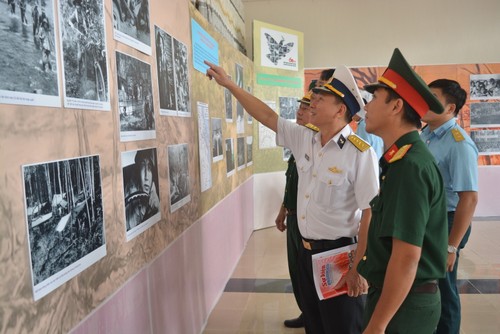 Exhibition “Truong Son Trail – Trail of Victory” opens  - ảnh 1