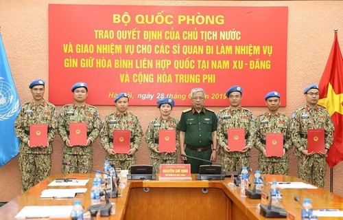 Additional seven Vietnamese officers join UN peacekeeping missions - ảnh 1