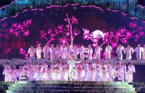 Quang Binh Cave Festival 2019 opens  - ảnh 1