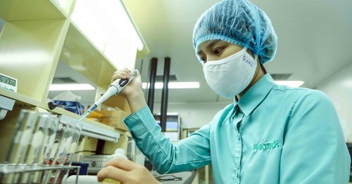 Vietnam begins testing COVID-19 vaccine on mice   - ảnh 1