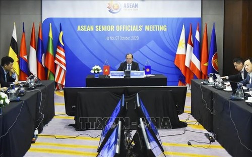 ASEAN Senior Officials meeting prepares for 37th Summit - ảnh 1