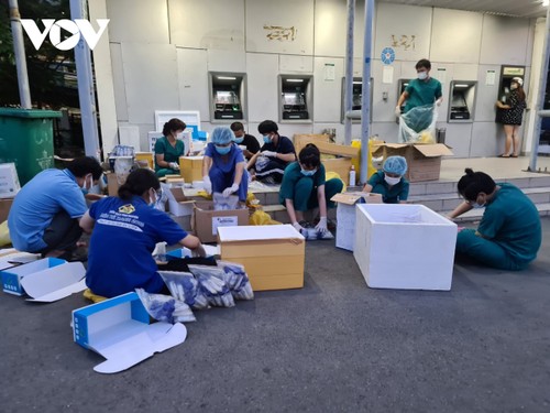 Medical students volunteer to join Covid-19 frontline - ảnh 1