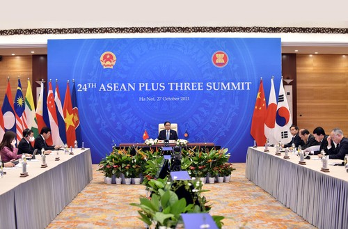 PM suggests ASEAN and its partners consider establishing a social safety net - ảnh 1