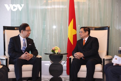 Prime Minister Pham Minh Chinh receives leaders of political parties in Japan - ảnh 2
