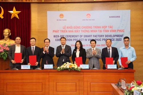 Smart factory development project launched in Vinh Phuc - ảnh 1