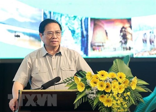 Central Highlands must be developed on economy, society, environment, and defense: PM - ảnh 1