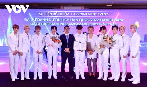 Boy group BLANK2Y announced Honorary Ambassador of Korea Tourism in Vietnam  - ảnh 1
