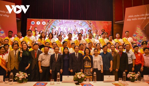 Exemplary blood donors honored - ảnh 1