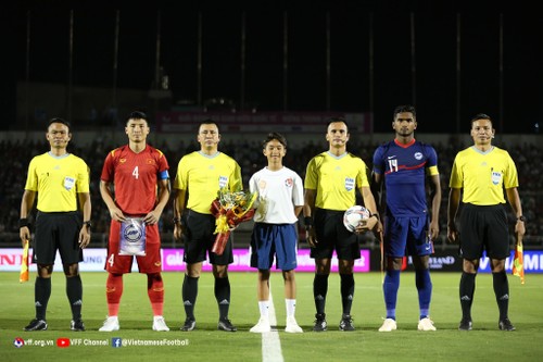 Vietnam crush Singapore 4-0 in a friendly ahead of AFF Cup 2022 - ảnh 1