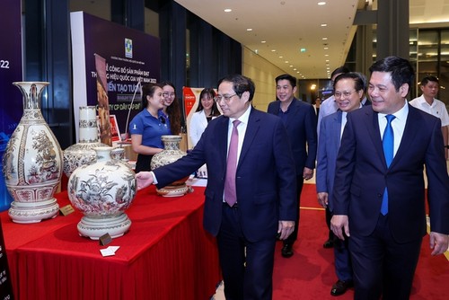 PM stresses building and up-scaling national brand  - ảnh 3