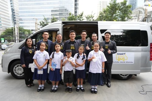 Smart system helps prevent children trapped inside school buses - ảnh 1