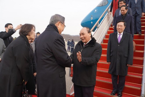 President begins state visit to the Republic of Korea - ảnh 1