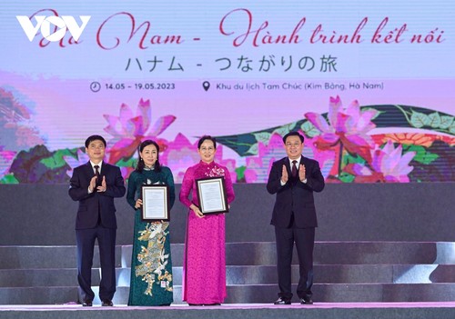 Ha Nam opens Culture-Tourism Week, celebrates national treasures, historical sites - ảnh 1