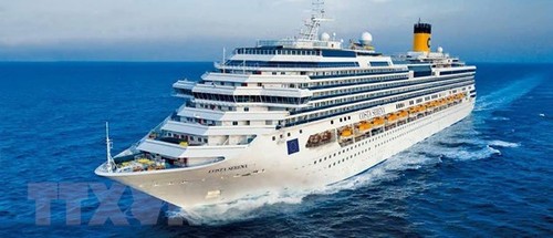 Phu Quoc welcomes first international cruise ship after COVID-19  - ảnh 1