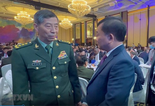 Vietnam attends Shangri-La Dialogue in Singapore - ảnh 2